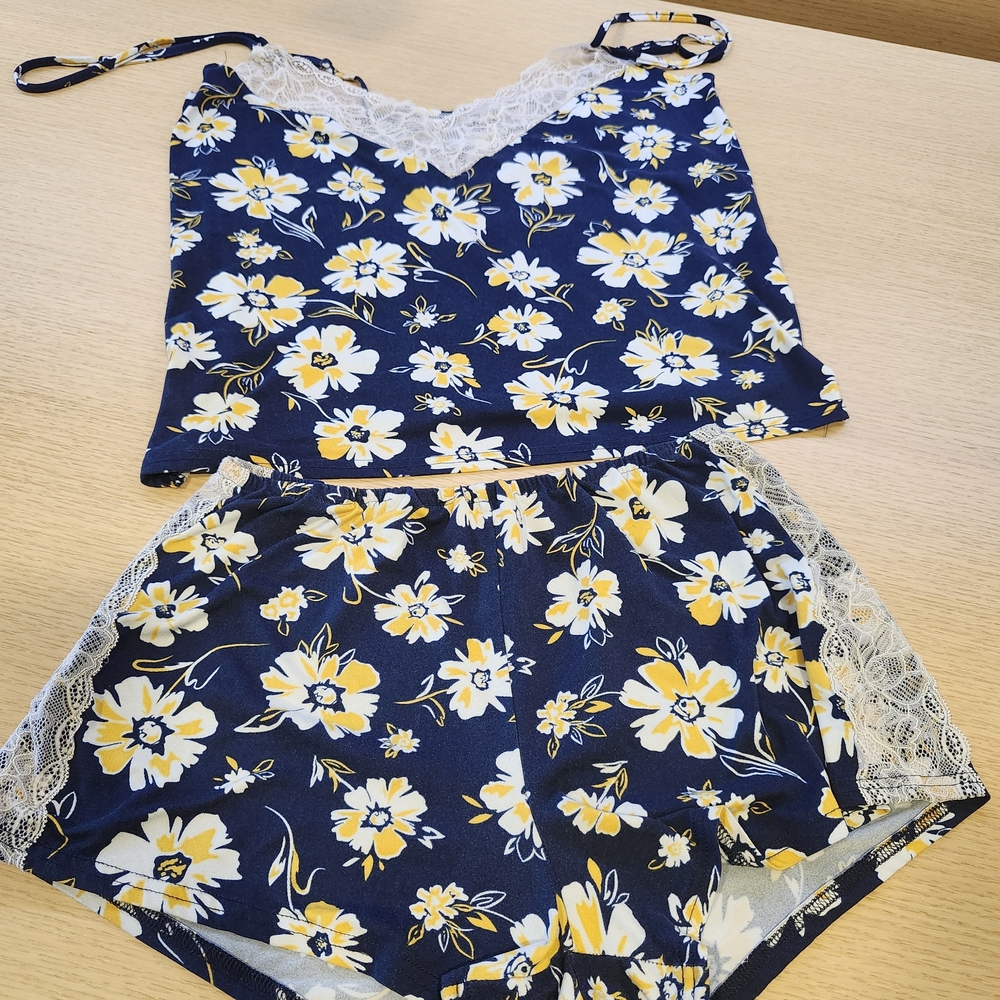 Thalia Sodi Navy & Yellow Daisy Floral Lace-Trim Cami Pijama Sexy Short Set